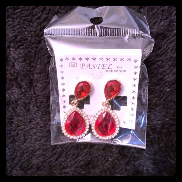 Jewelry - Ruby earrings